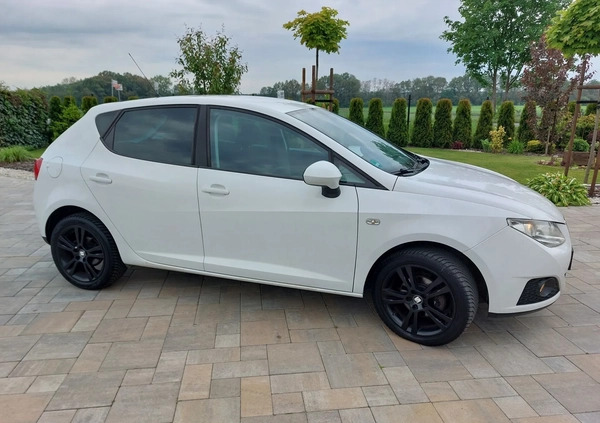 Seat Ibiza cena 18400 przebieg: 187000, rok produkcji 2009 z Wałbrzych małe 781